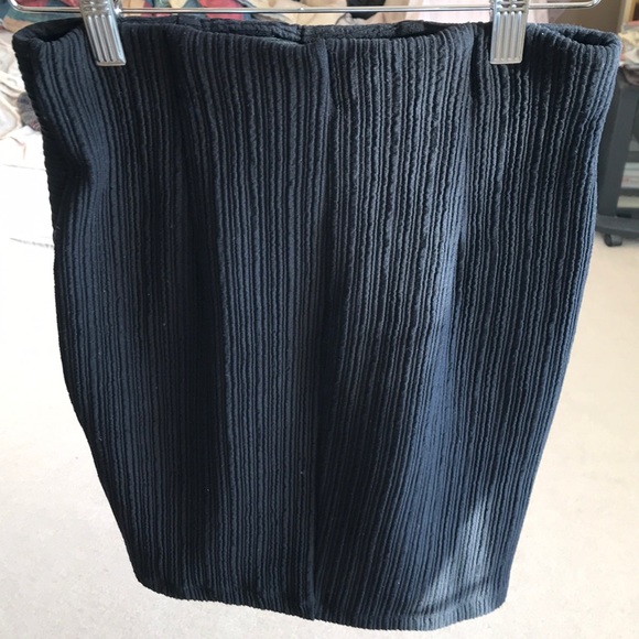 Dynamite ribbed mini skirt - Picture 3 of 3